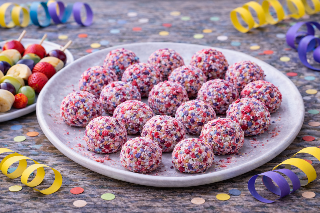 Konfetti-Quarkbällchen ohne Zucker